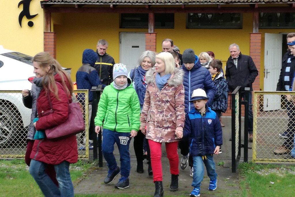 Świąteczny zajączek z piłkarzami