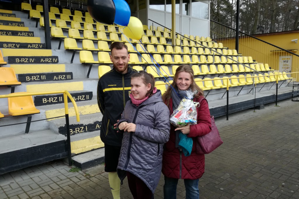 Świąteczny zajączek z piłkarzami