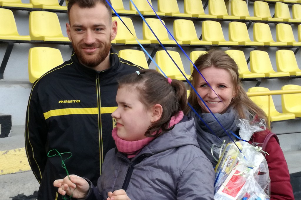 Świąteczny zajączek z piłkarzami