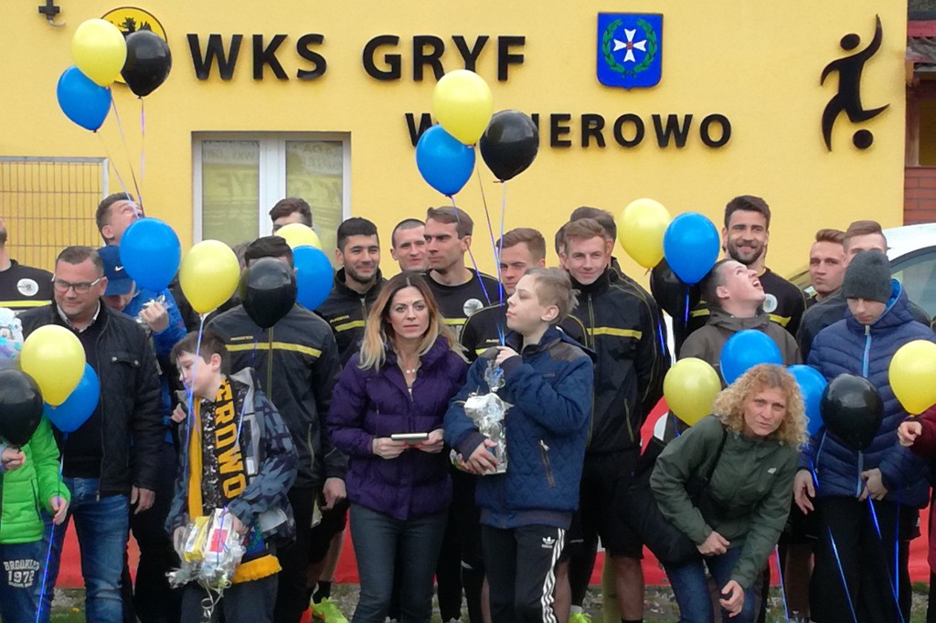 Świąteczny zajączek z piłkarzami