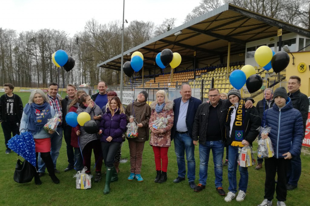 Świąteczny zajączek z piłkarzami