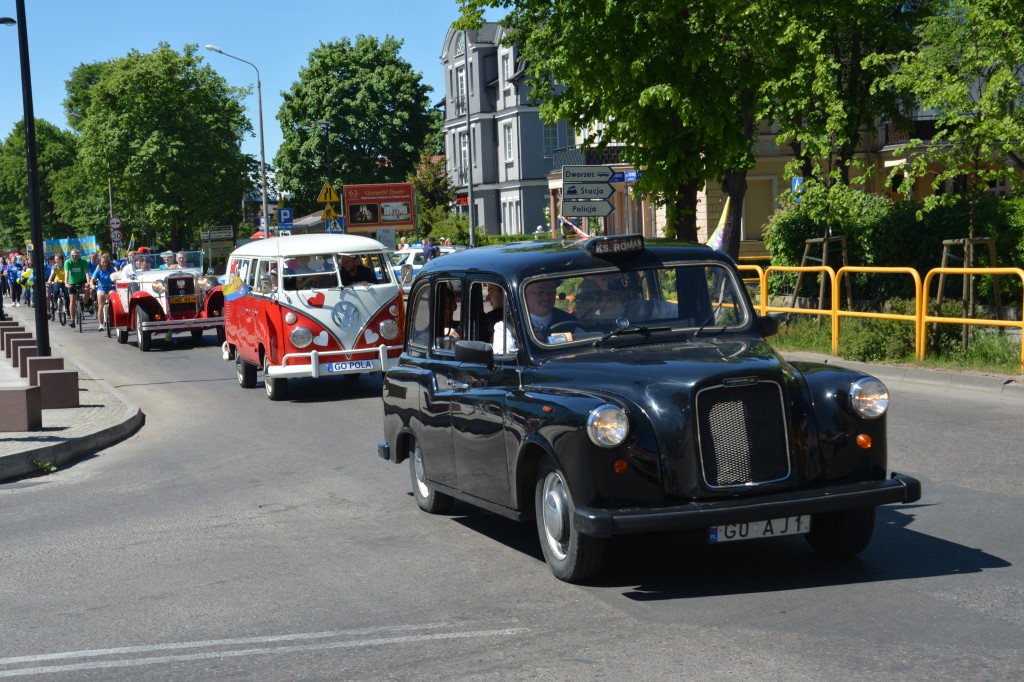 Barwna parada na ulicach Wejherowa