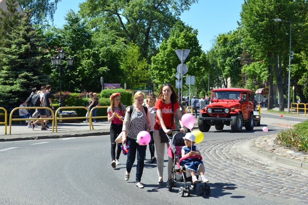 Barwna parada na ulicach Wejherowa