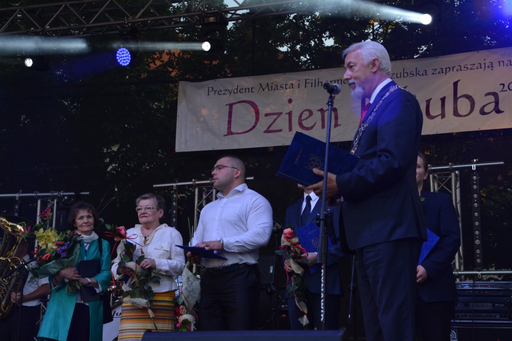 Nagrody, wyróżnienia i świetny koncert Wilków