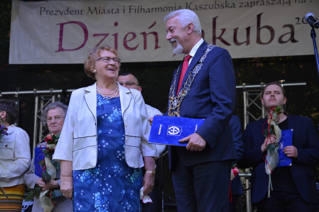 Nagrody, wyróżnienia i świetny koncert Wilków