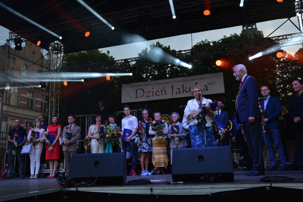 Nagrody, wyróżnienia i świetny koncert Wilków