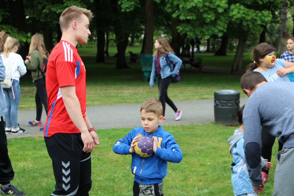 Dzieci świętowały na sportowo [ZDJĘCIA]