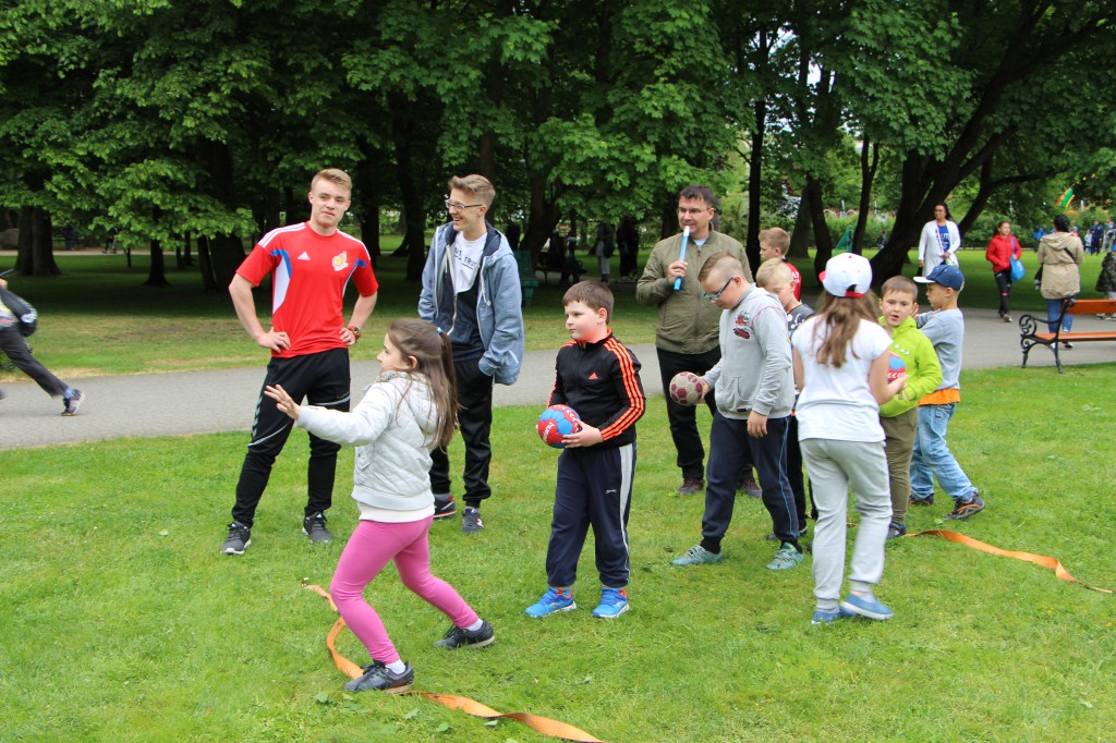 Dzieci świętowały na sportowo [ZDJĘCIA]