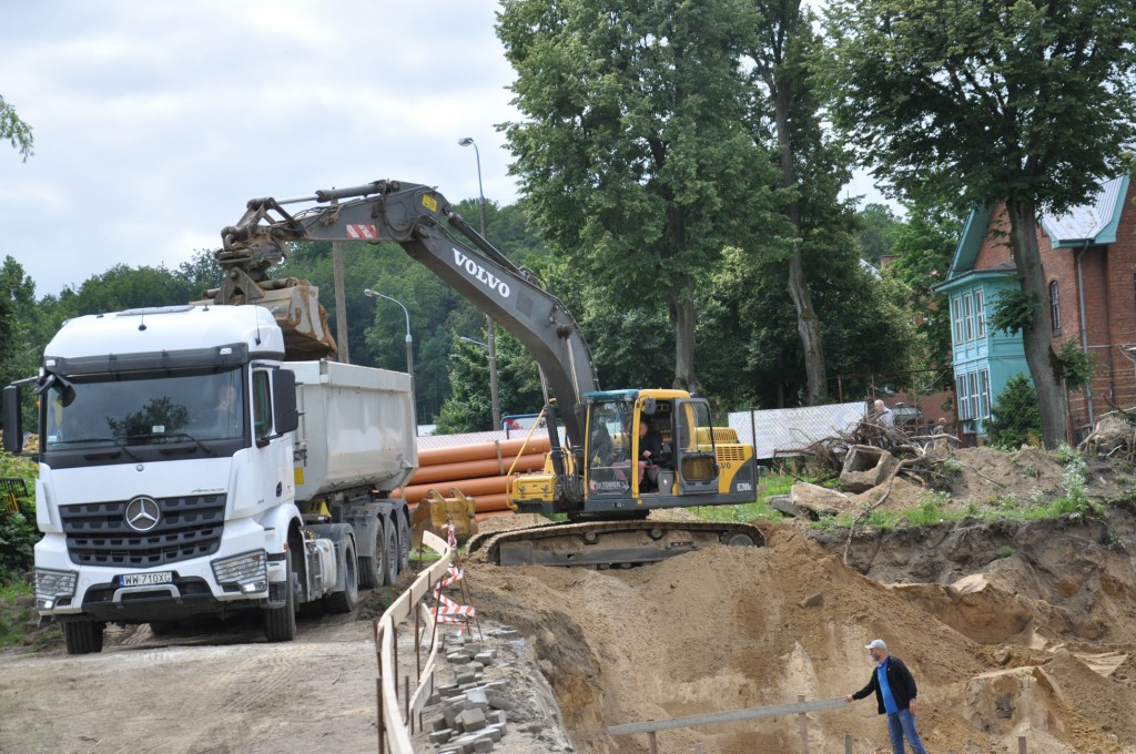 Budowa hali sportowej przy ZSP nr 4