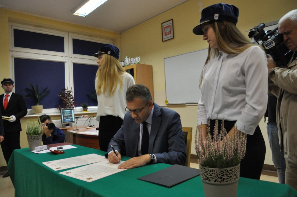 Trwają prace. Zyskają uczniowie