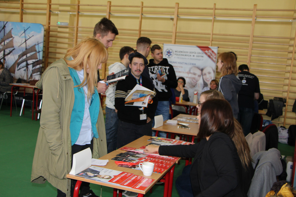 Młodzi na Targach Edukacji i Pracy