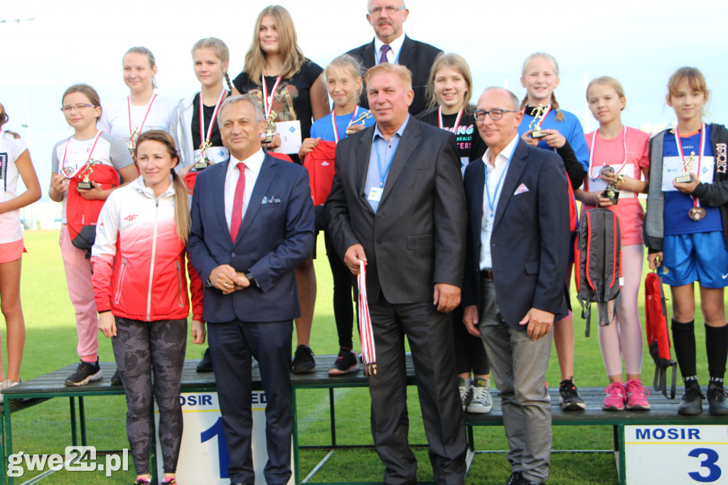 Stadion lekkoatletyczny oficjalnie otwarty