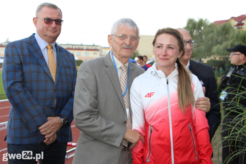 Stadion lekkoatletyczny oficjalnie otwarty