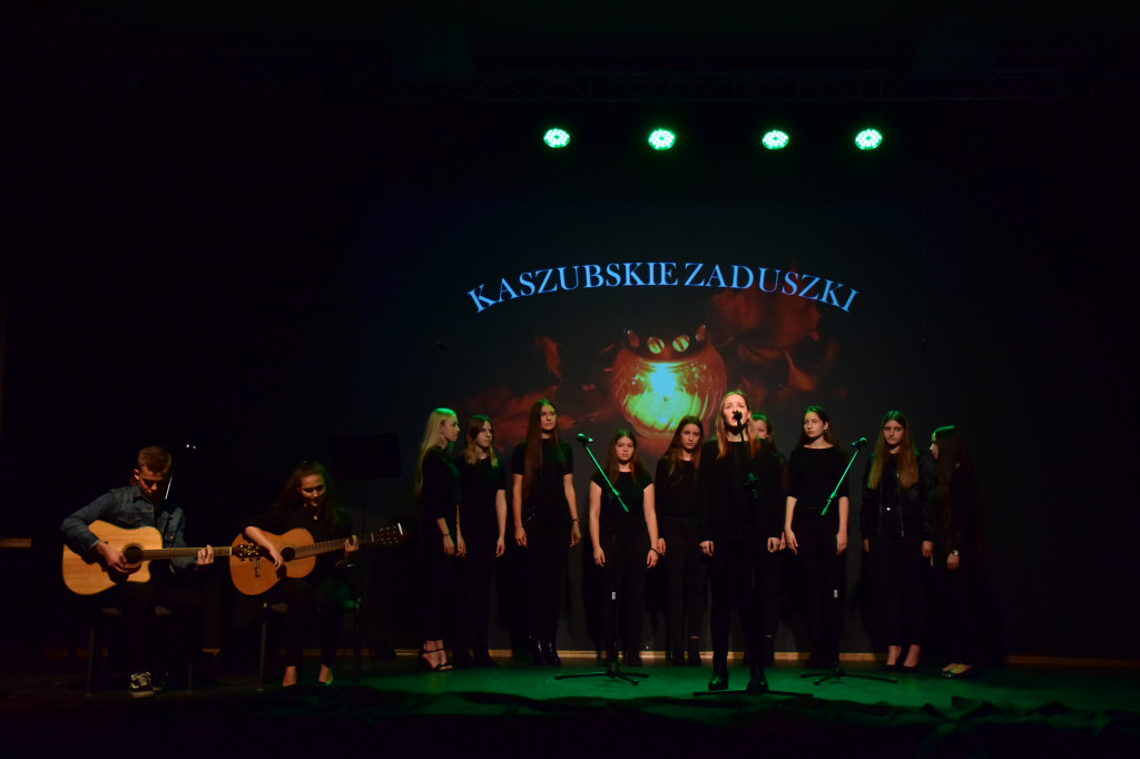 Zaduszki Kaszubskie w liceum