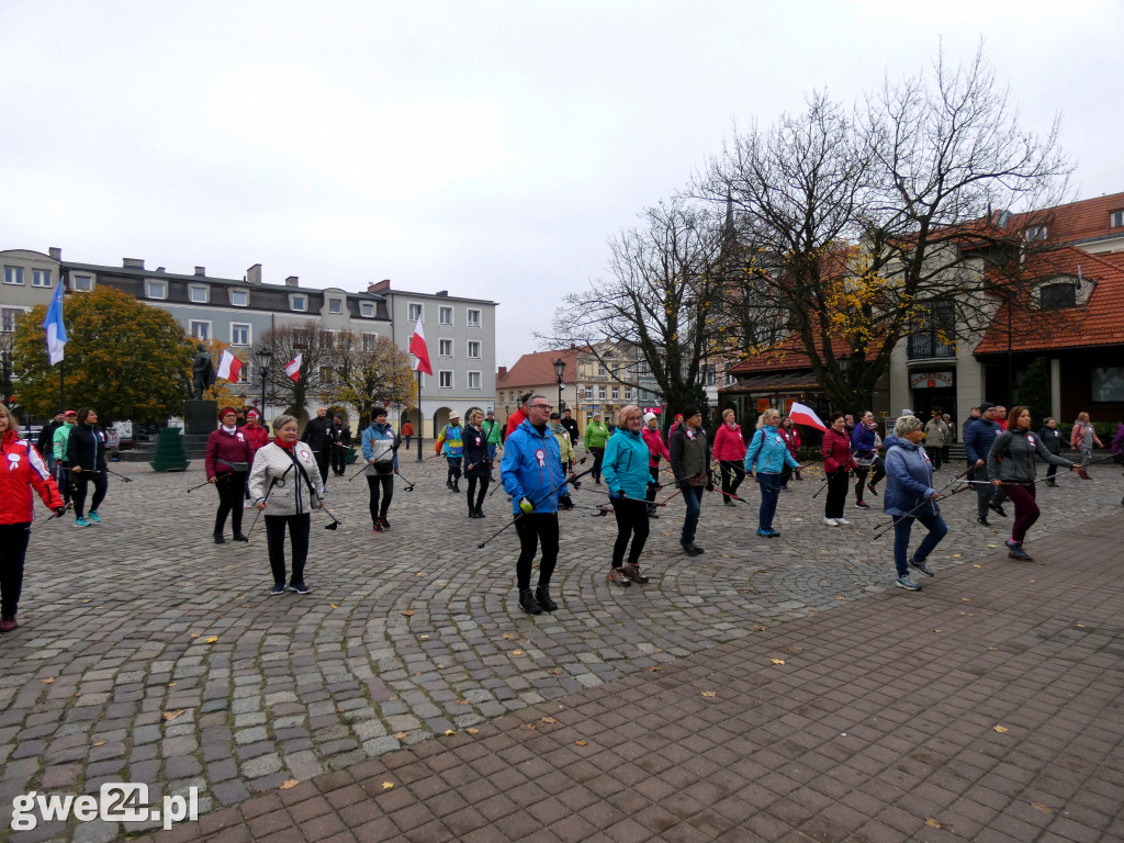 Marsz Niepodległościowy Nordic Walking