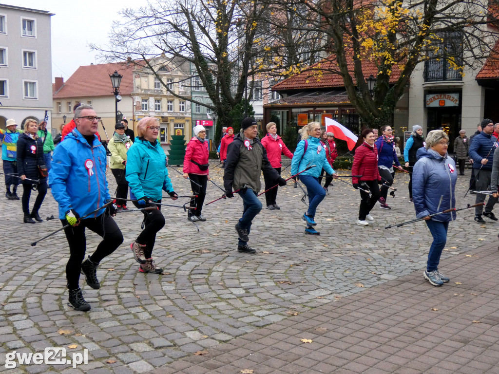 Marsz Niepodległościowy Nordic Walking