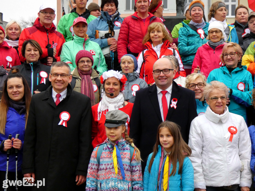 Marsz Niepodległościowy Nordic Walking