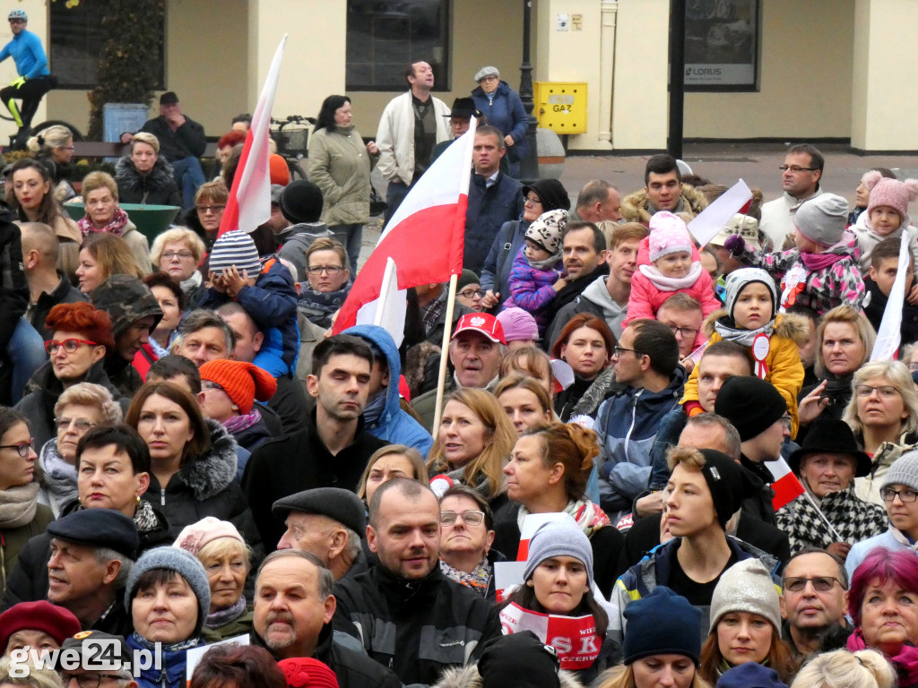 Pamiątkowe zdjęcie na 100-lecie