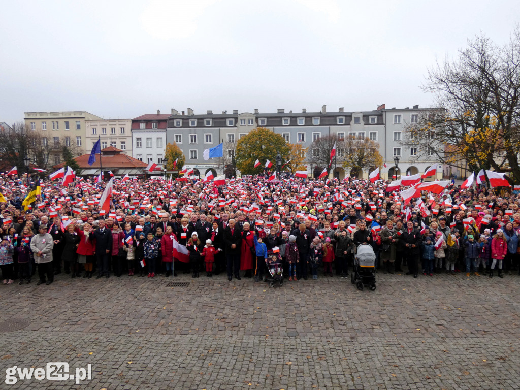 Pamiątkowe zdjęcie na 100-lecie