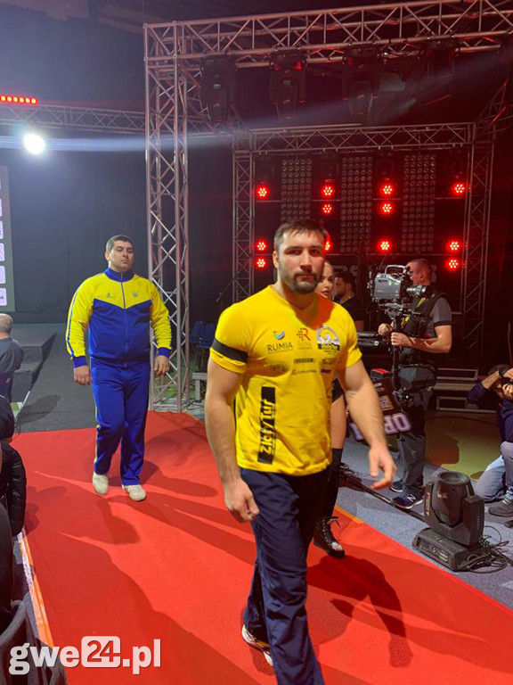 Złoty Tur - zawody w armwrestlingu