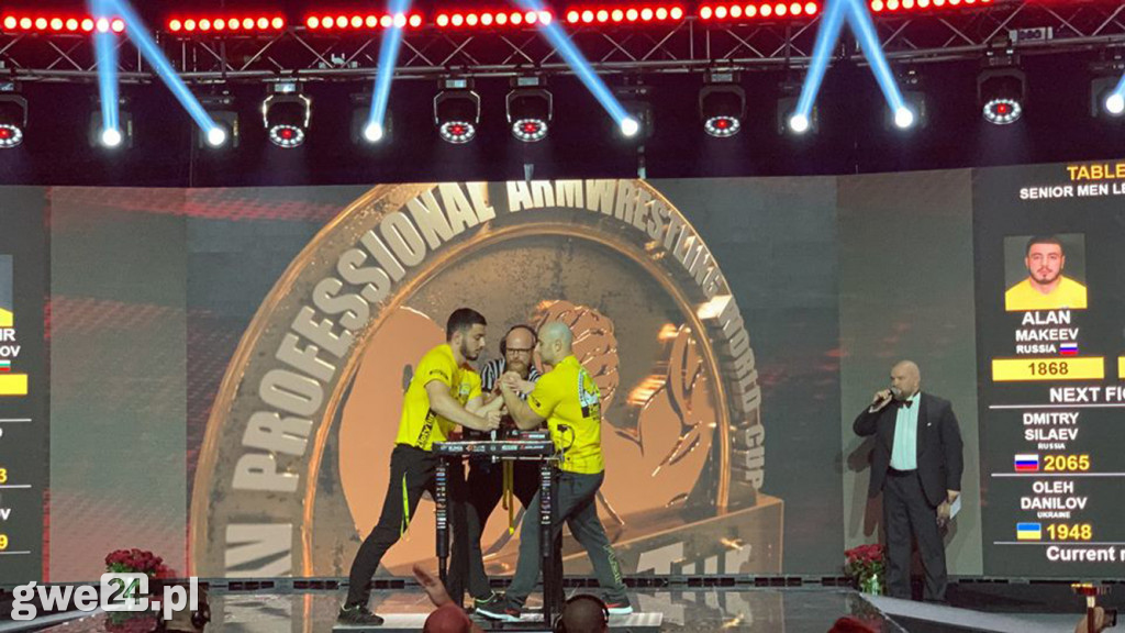 Złoty Tur - zawody w armwrestlingu