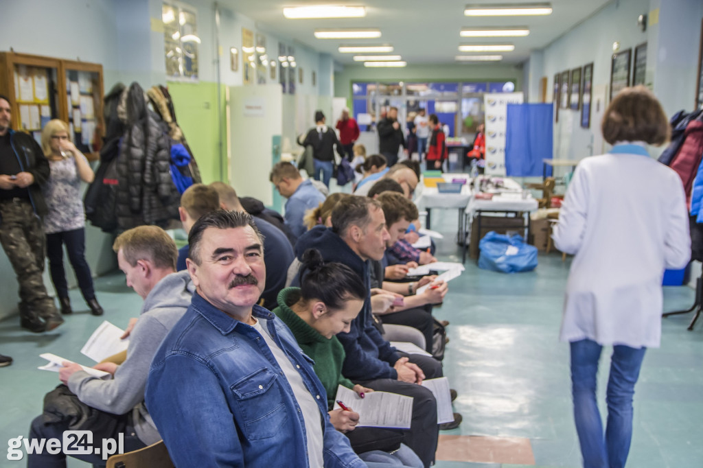 Rekordowy pobór krwi i niemal 300 dawców szpiku