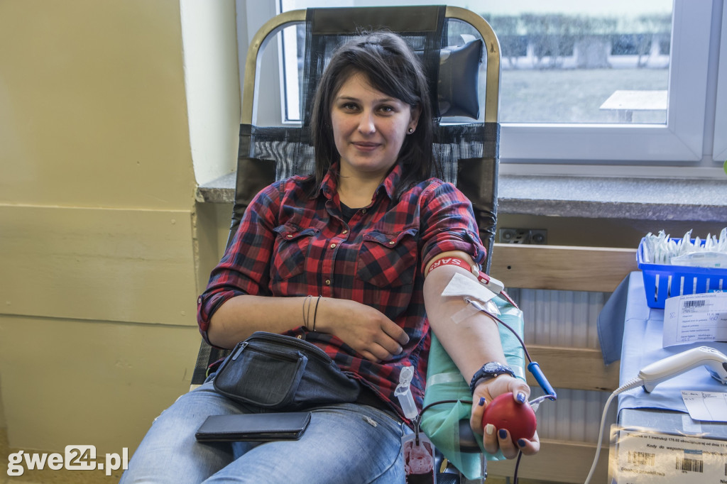 Rekordowy pobór krwi i niemal 300 dawców szpiku