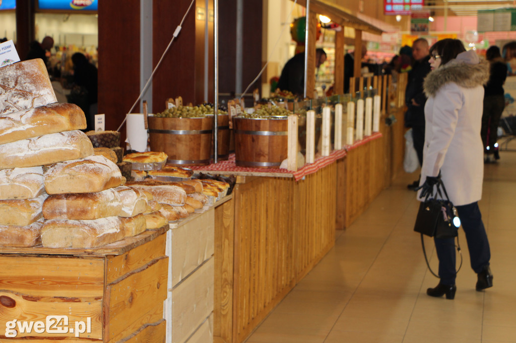 Trwa zimowy jarmark produktów regionalnych