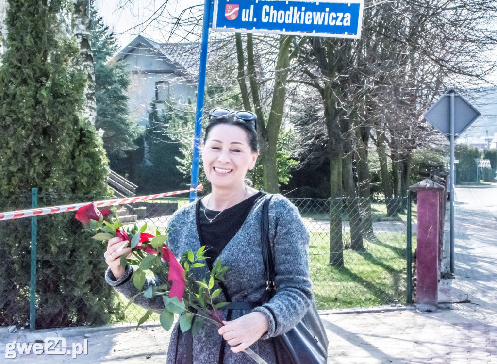 Ulica odnowiona. Mieszkańcy podziękowali za remont
