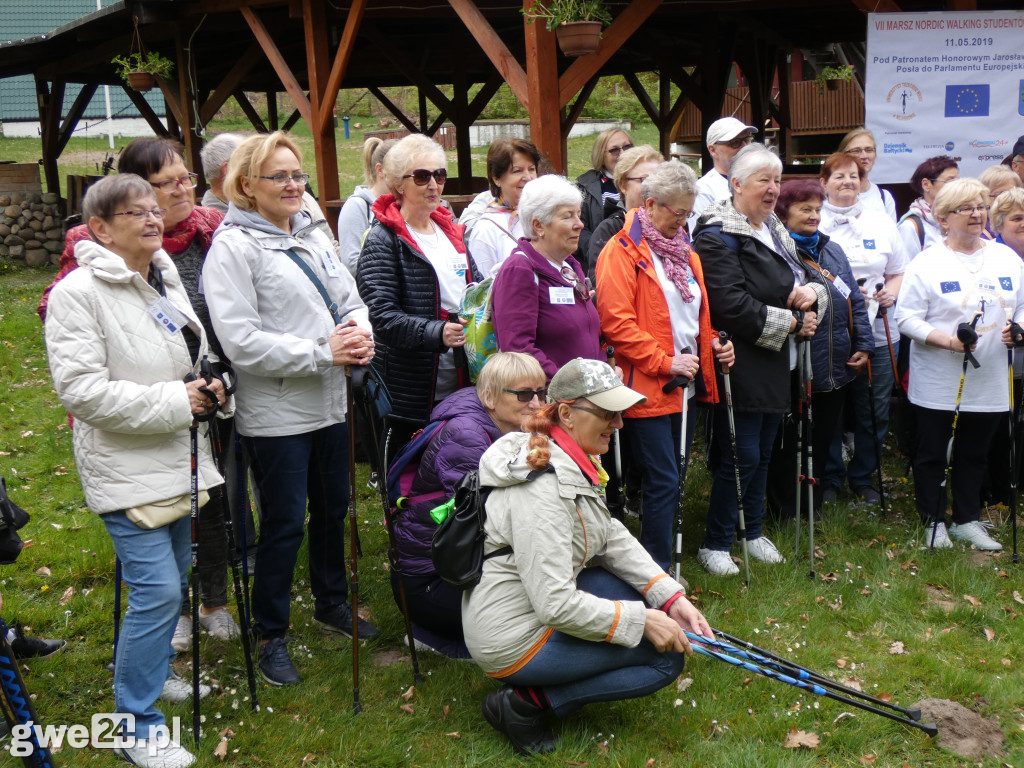 Marsz Nordic Walking Studentów UTW