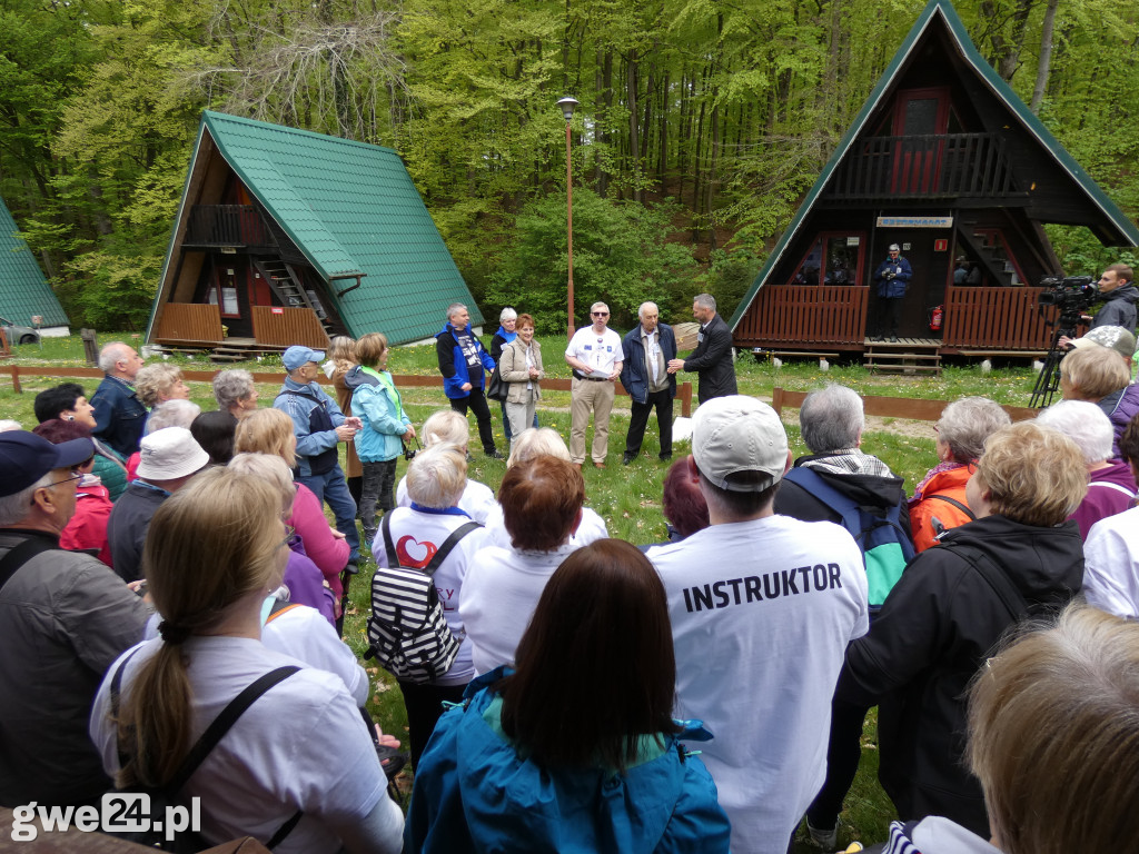 Marsz Nordic Walking Studentów UTW