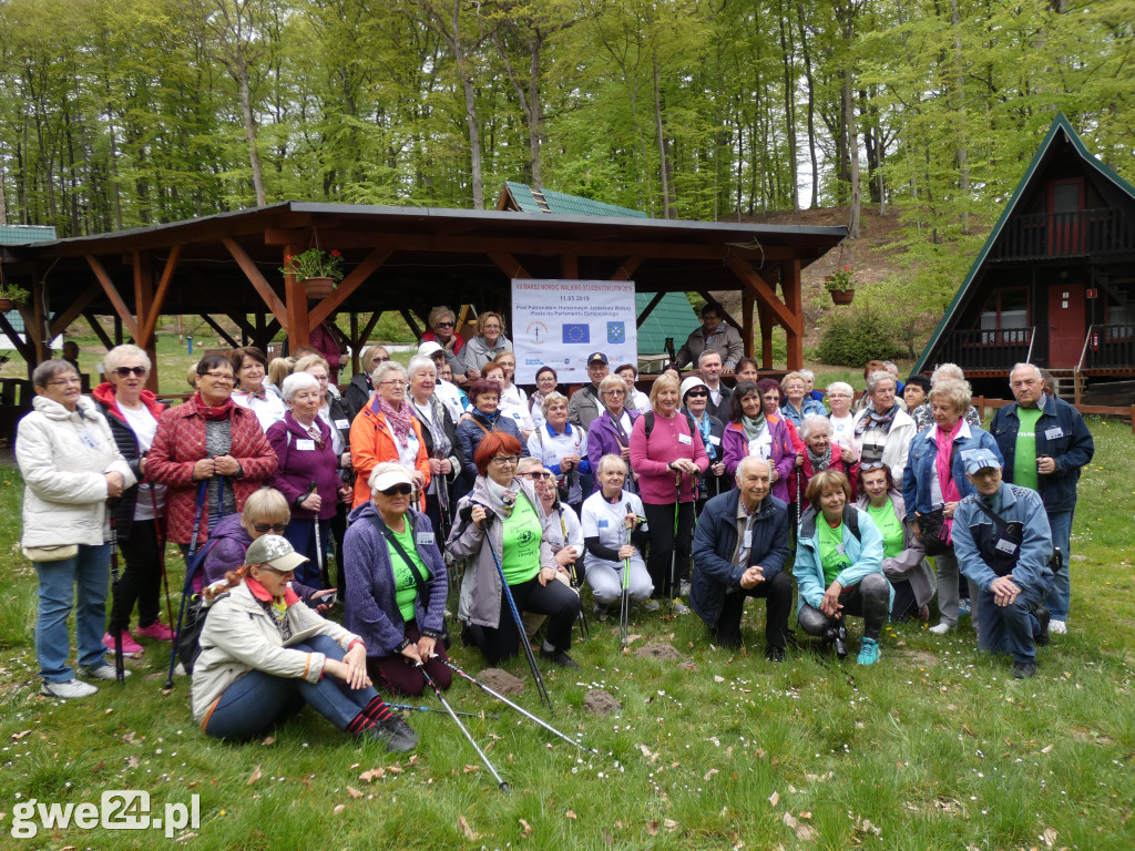 Marsz Nordic Walking Studentów UTW