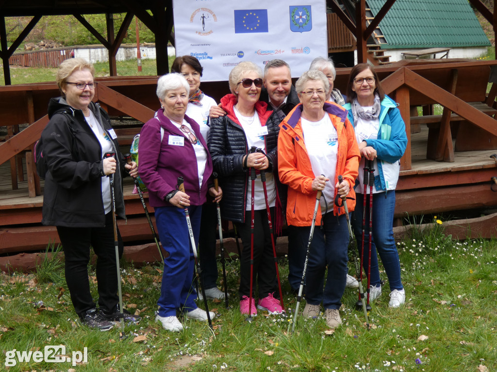 Marsz Nordic Walking Studentów UTW