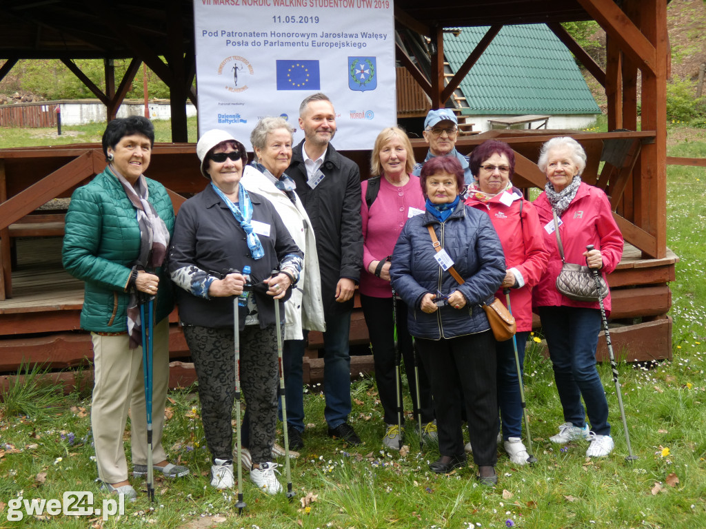 Marsz Nordic Walking Studentów UTW