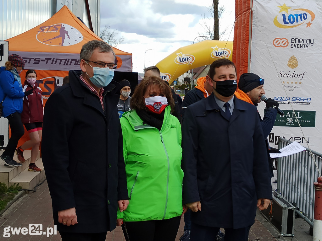 Kilkuset zawodników w duathlonie