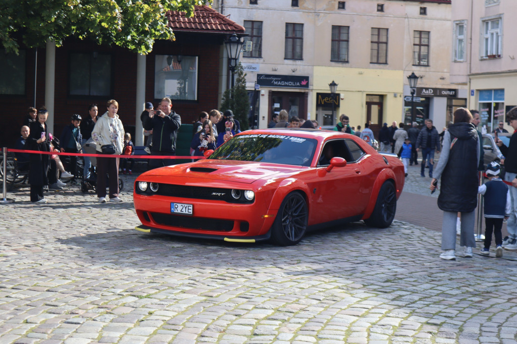 Motoryzacyjna pasja połączona z pomaganiem