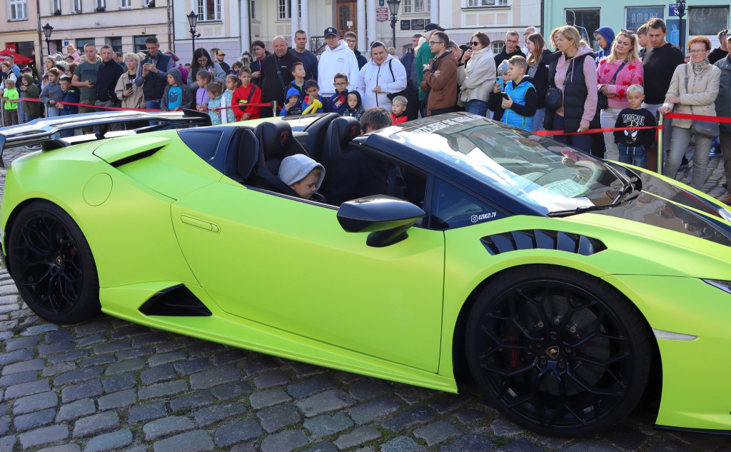 Motoryzacyjna pasja połączona z pomaganiem
