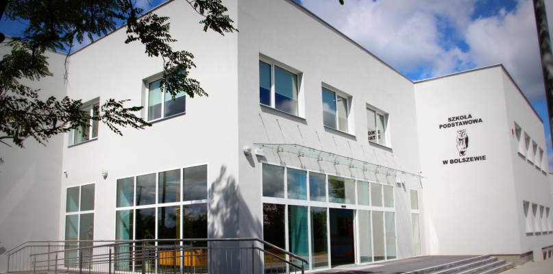Więcej miejsca dla uczniów. Zobacz rozbudową placówkę!