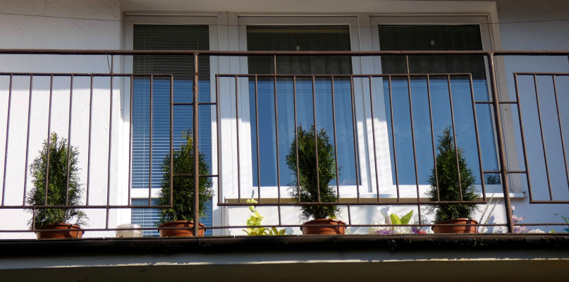 Akt oskarżenia za zabójstwo babci w Rumi