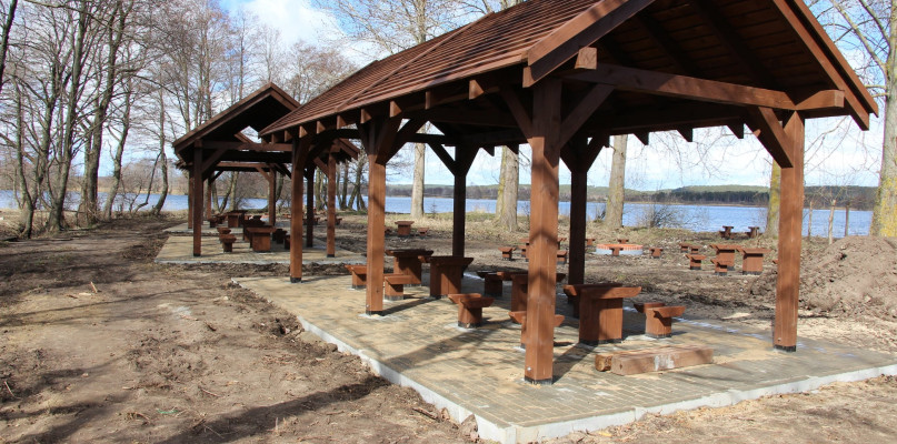 Trwa budowa przystani kajakowych