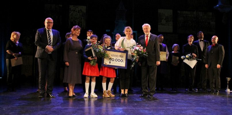 Grand Prix dla Chóru Szczygiełki z Poniatowej