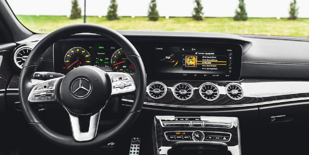 Kontrolki na desce rozdzielczej – nie lekceważ ich, bo narazisz się na problemy!