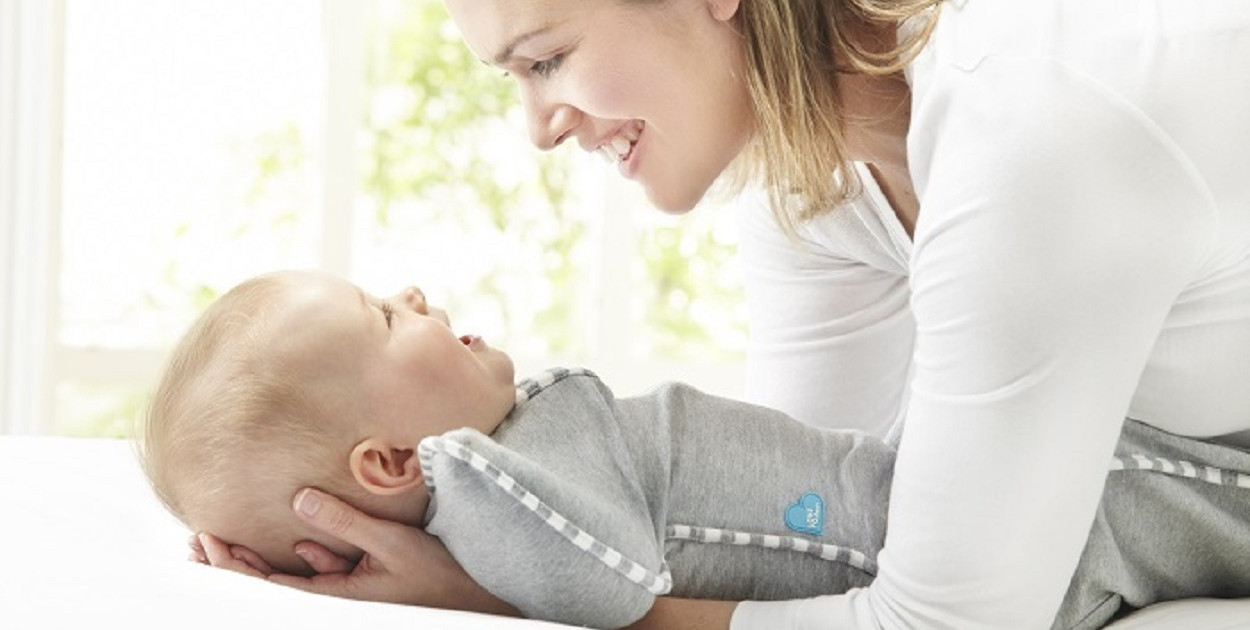 Dziecięcy otulacz do spania – przeczytaj zanim kupisz 