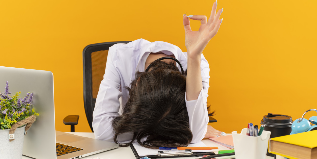 Stres w miejscu pracy a zdrowie psychiczne pracowników