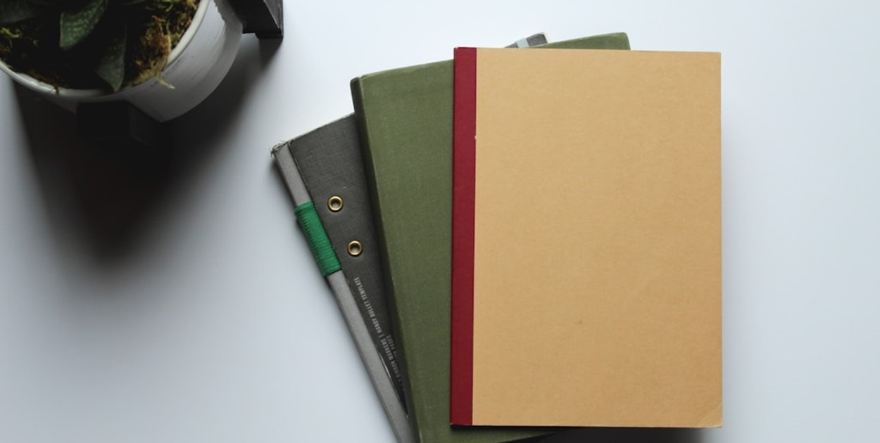 Na czym polega certyfikowane niszczenie dokumentów i jak wybrać odpowiedniego part