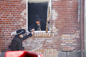 Żywa lekcja historii odbyła się na ulicy Wałowej-19026