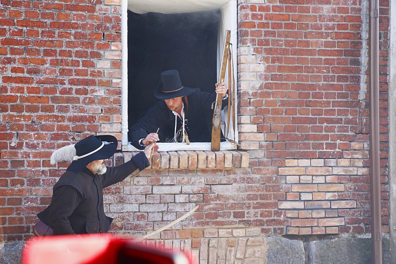 Żywa lekcja historii odbyła się na ulicy Wałowej