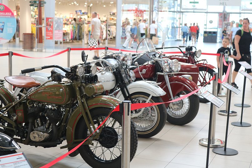 Klasyki wjechały do Galerii