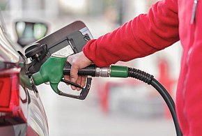 Ceny paliw. Kierowcy nie odczują zmian, eksperci mówią o "napiętej sytuacji"-38221