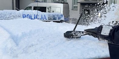 Pierwszy śnieg za oknem. Przypominamy zasady bezpieczeństwa-41450